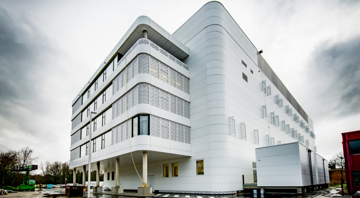 Wetenschapstoren 27