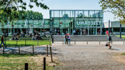 Gebouw D Mooi Weer Mei 2017 05