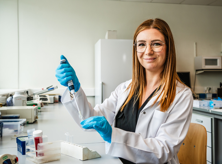 Prof. Dr. Esther Wolfs Biomed UHasselt