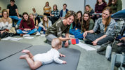 Kineles Met Babys 43