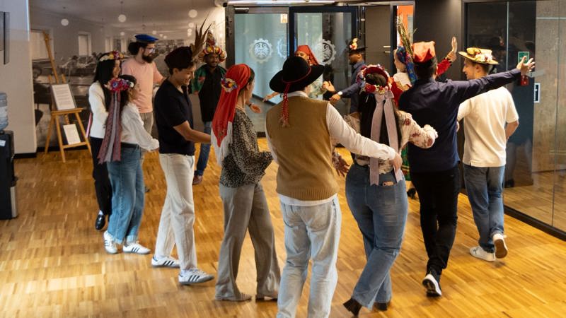 Selisian Dance