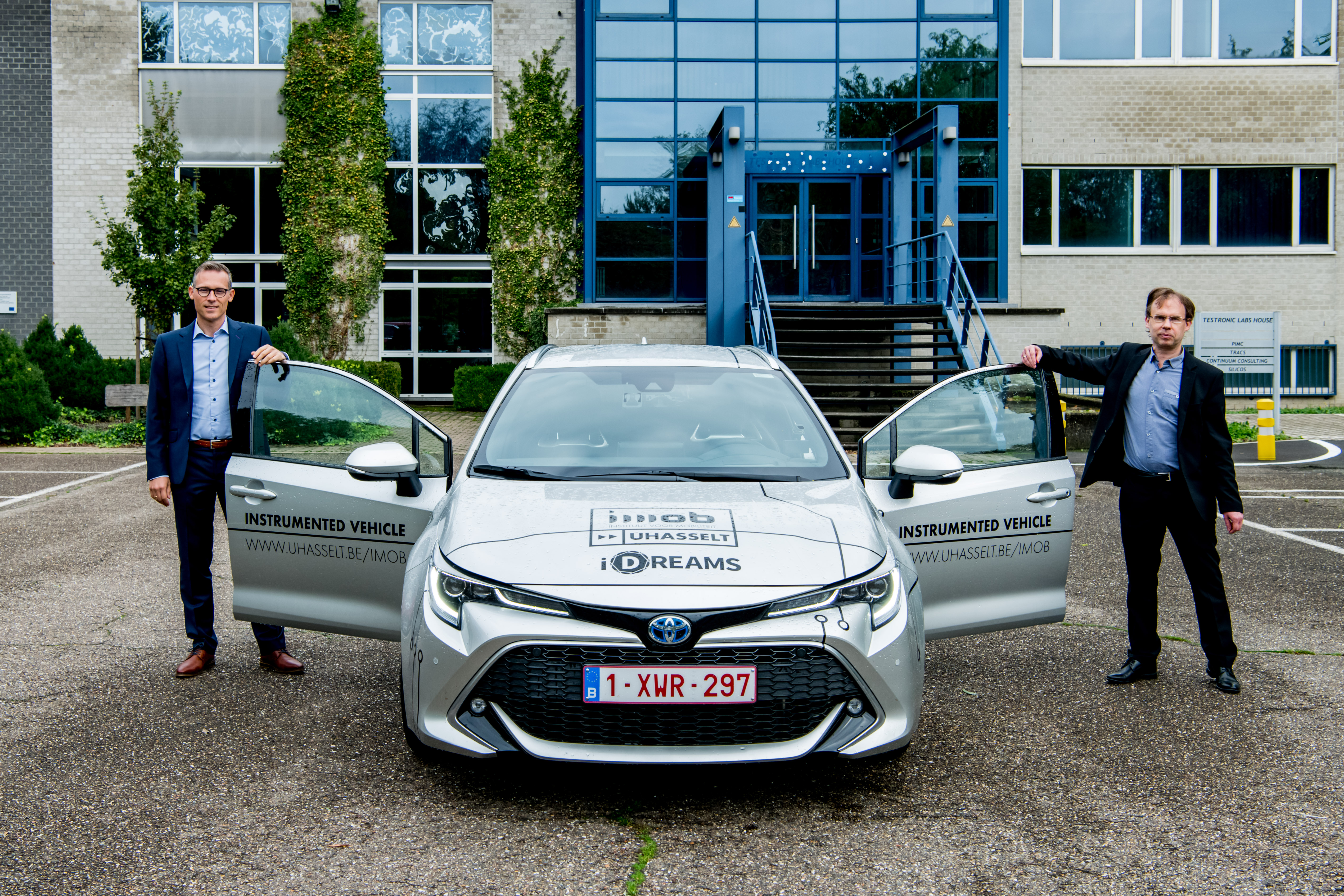 Instrumented Vehicle 08